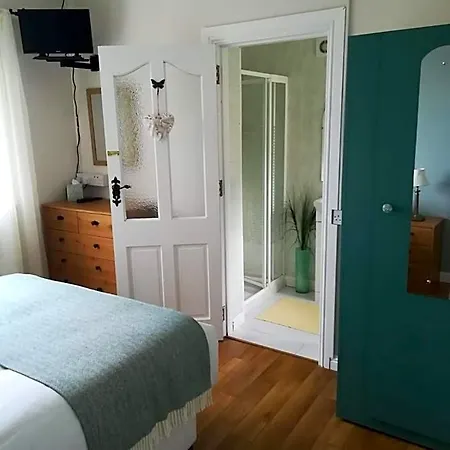 Bed & Breakfast Greystone House 3*